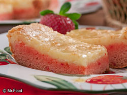 Strawberry-Cheesecake-Bars-RE